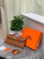 شنطة حجم صغير من HERMES - Image 4