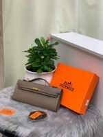 شنطة حجم صغير من HERMES