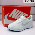 حذاء رياضي من NIKE